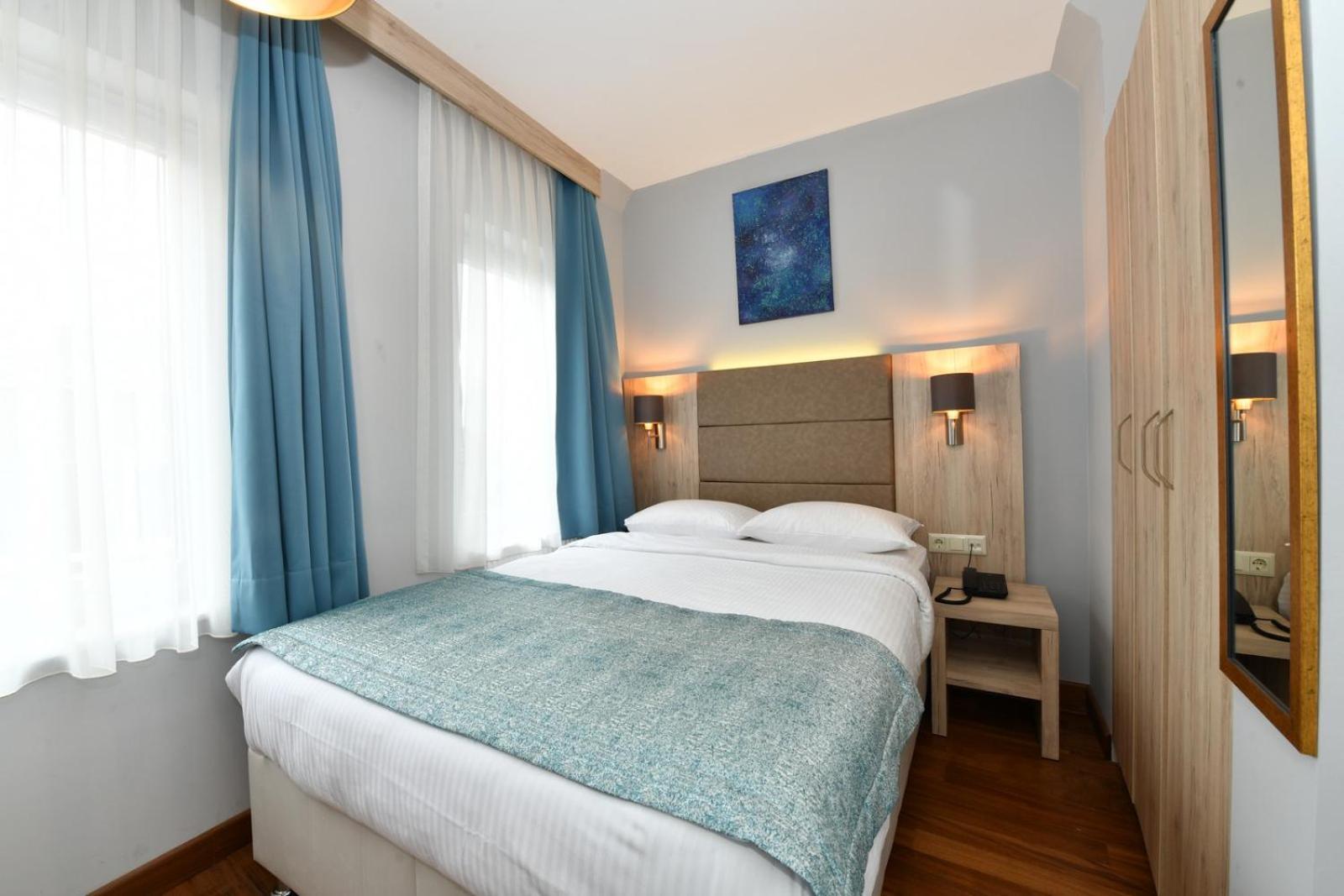 Andi Hotel Istanboel Buitenkant foto