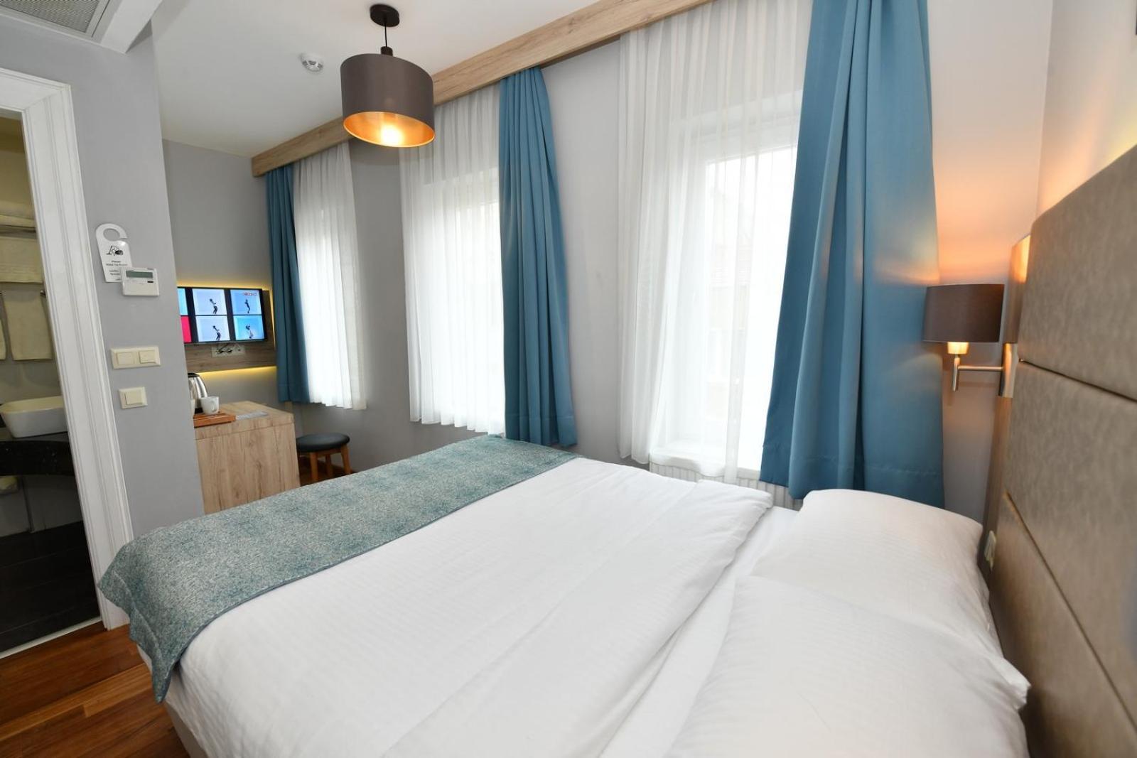 Andi Hotel Istanboel Buitenkant foto