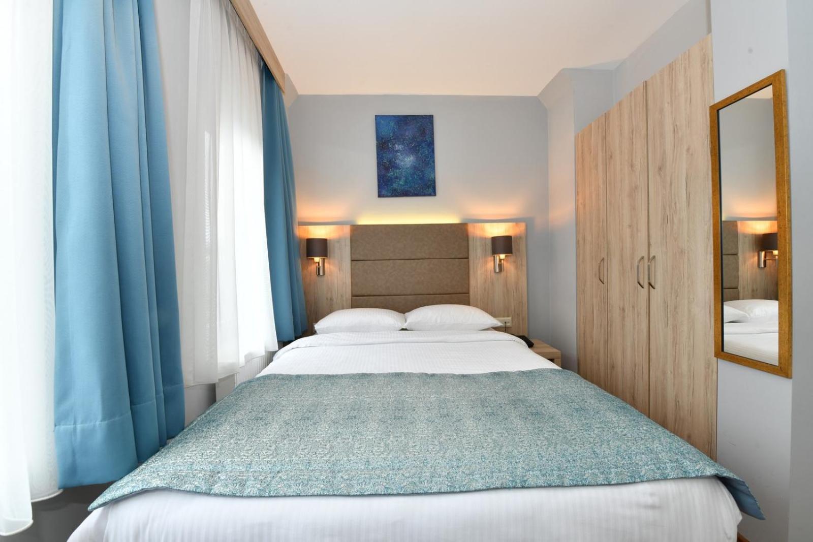Andi Hotel Istanboel Buitenkant foto