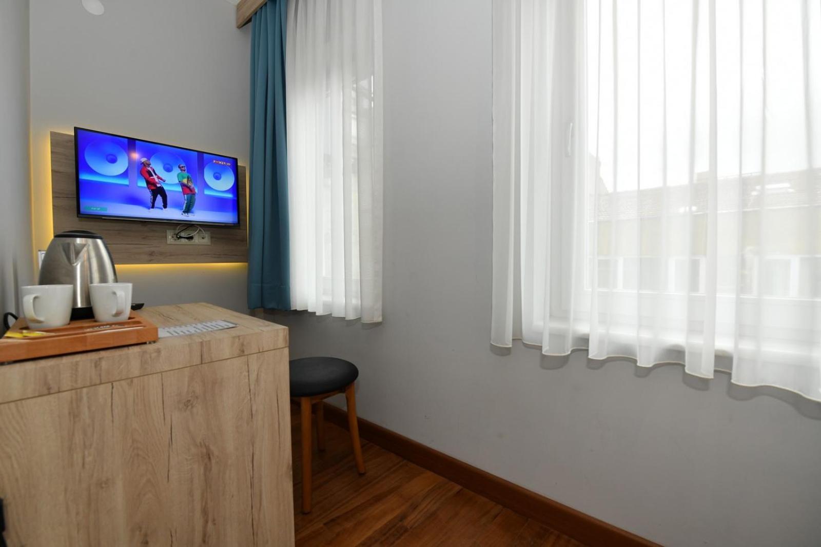 Andi Hotel Istanboel Buitenkant foto
