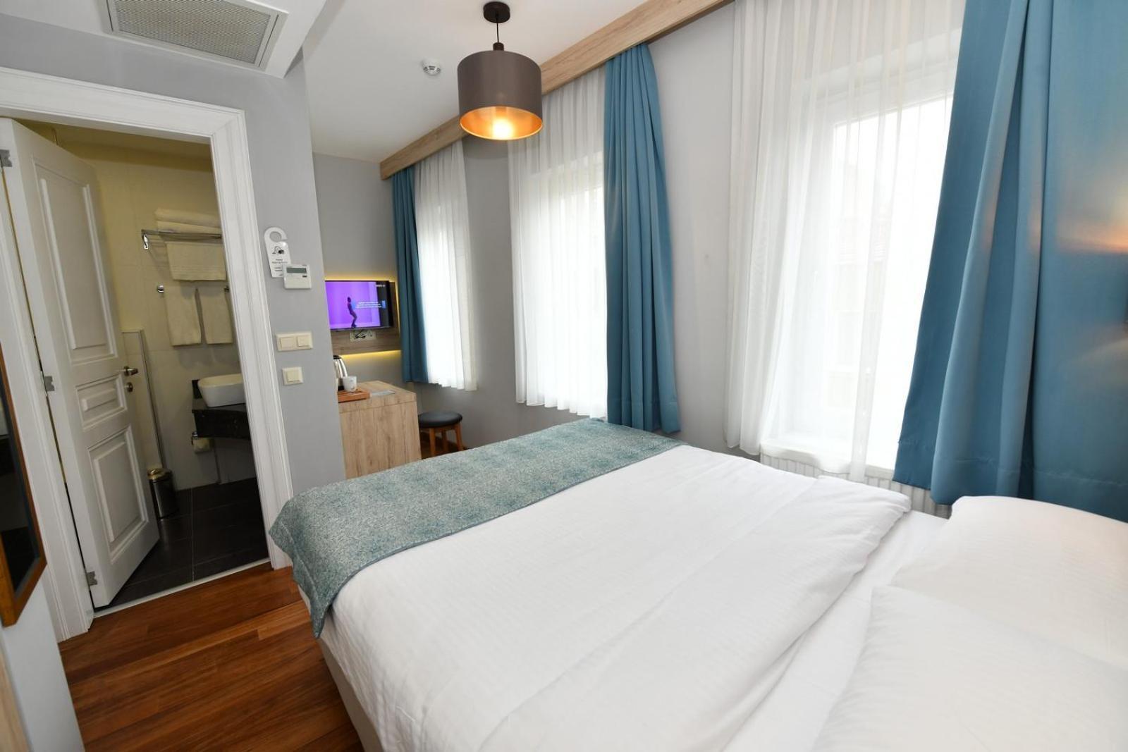 Andi Hotel Istanboel Buitenkant foto