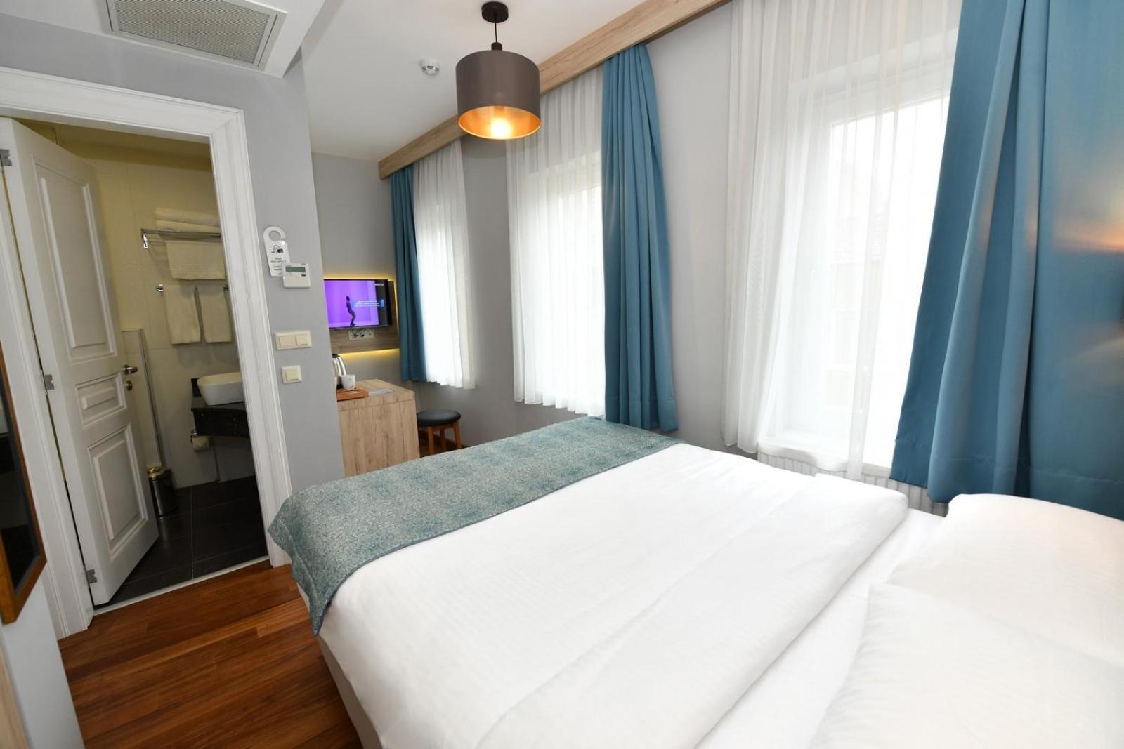 Andi Hotel Istanboel Buitenkant foto